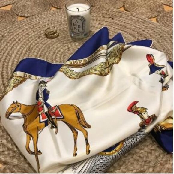 Iconic print royal blue French silk square scarf Signed A.M Raymonenq - Picture 2 of 7